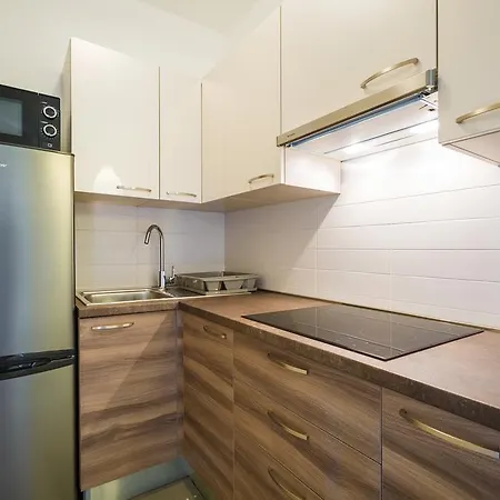 Ivni Apartman Novigrad (Istria)