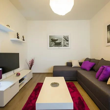 Ivni * Novigrad Istria