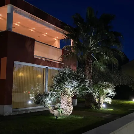 Apartment Ivni