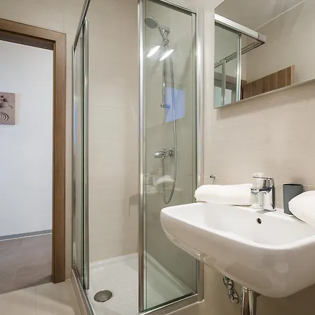 Apartment Ivni